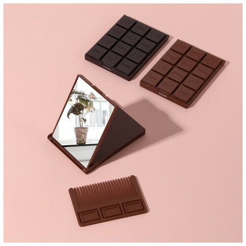 Зеркало складное «Шоколадное чудо», с расчёской, 8,5 × 6 см, цвет микс